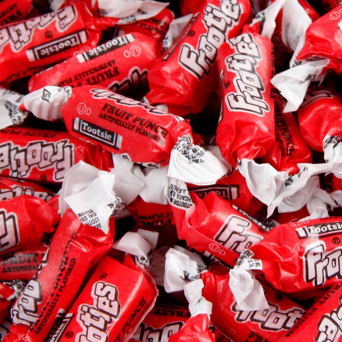 Red Tootsie Roll Frooties Taffy Candy - Fruit Punch